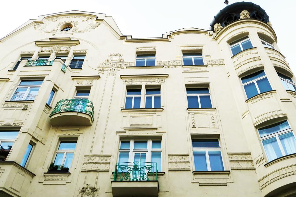 براغ Old Town Square Superior Apartments - Valentin المظهر الخارجي الصورة